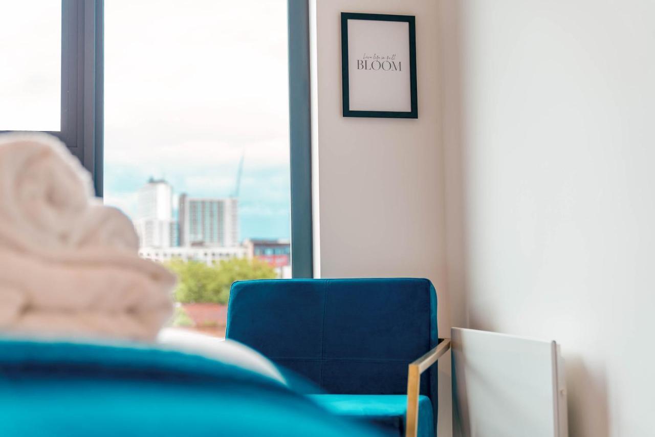 Luxe 1 Bedroom Comfy Apartment - City Centre Бирмингам Екстериор снимка