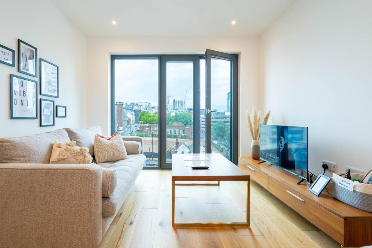 Luxe 1 Bedroom Comfy Apartment - City Centre Бирмингам Екстериор снимка